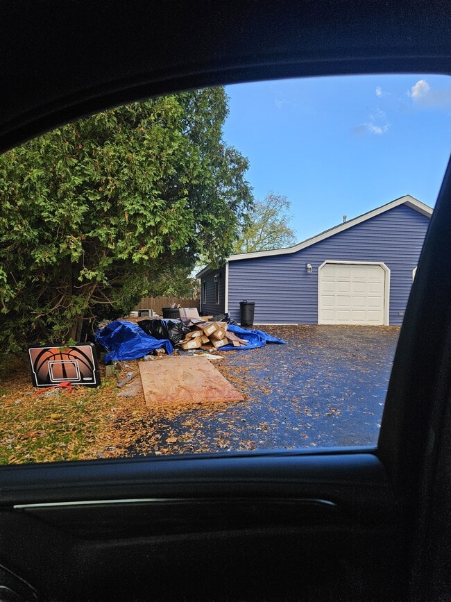 518 Rita Dr in Syracuse, NY - Building Photo - Building Photo