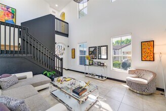 9101 SW 169th Pl in Miami, FL - Building Photo - Building Photo