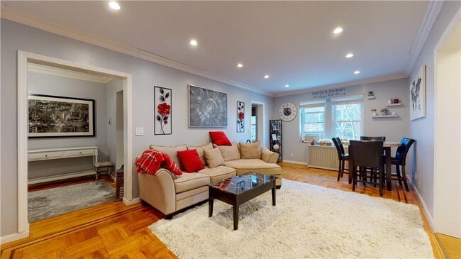 42 Barker Ave in White Plains, NY - Building Photo - Building Photo