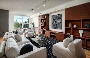 1431 Pacific Hwy, Unit 315 in San Diego, CA - Building Photo