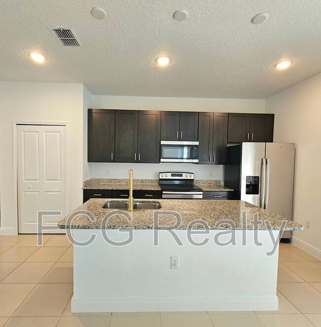 15772 SW 37th Cir in Ocala, FL - Building Photo - Building Photo