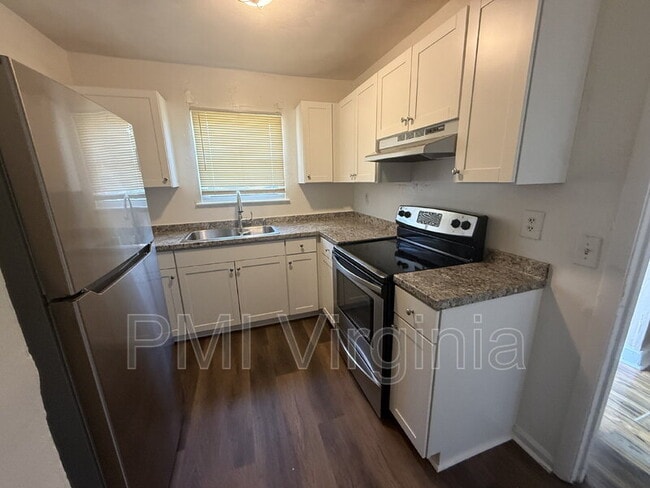 909 E Liberty St in Norfolk, VA - Building Photo - Building Photo