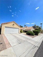 9104 Quiet Cove Way in Las Vegas, NV - Building Photo - Building Photo
