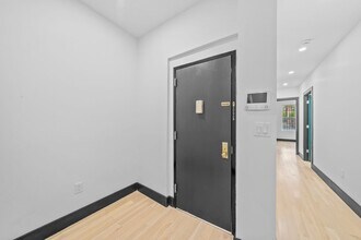 2458 Lorillard Pl in Bronx, NY - Building Photo - Building Photo