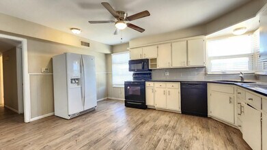 4319 40th St in Lubbock, TX - Building Photo - Building Photo