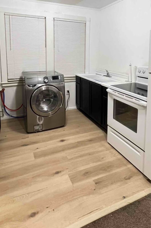 property at 732 W 1st St