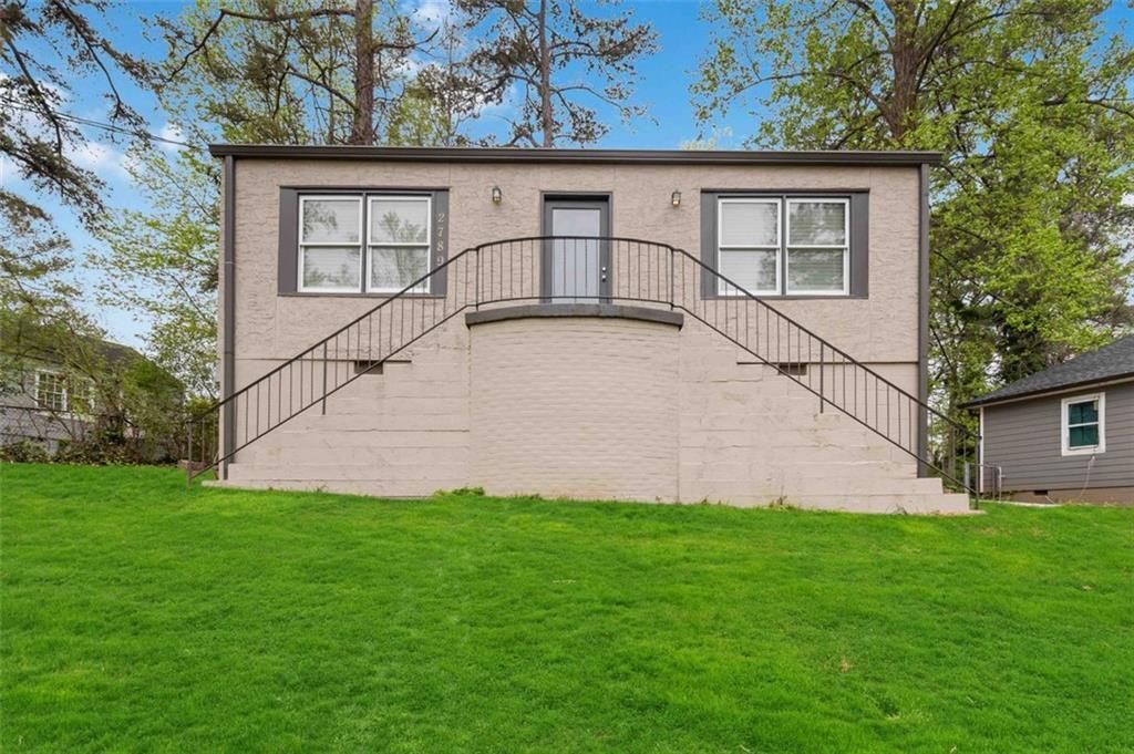 2791 Miles Cir in East Point, GA - Building Photo