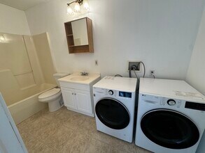 36 West St in Pepperell, MA - Building Photo - Building Photo