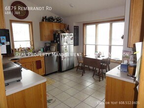 6879 Rembrandt Rd in Windsor, WI - Building Photo - Building Photo