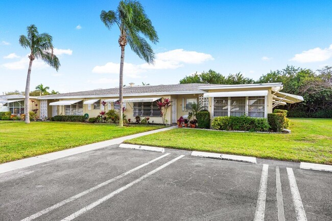 180 High Point Terrace E in Delray Beach, FL - Foto de edificio - Building Photo