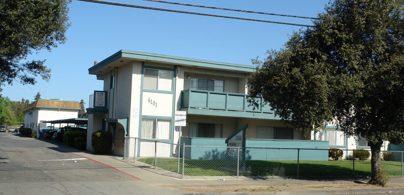 Casa Verde Apartments in Fremont, CA - Building Photo