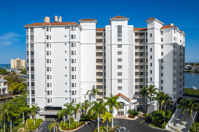 Regatta at Vanderbilt Beach in Naples, FL - Building Photo - Building Photo