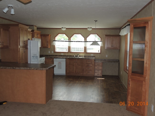 203 2nd St S in Froid, MT - Building Photo - Building Photo