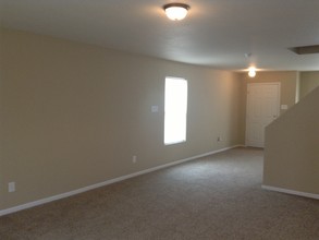 3287 Underwood Dr in Whiteland, IN - Building Photo - Building Photo