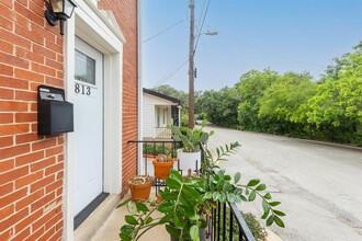 813 E Oltorf St in Austin, TX - Building Photo - Building Photo