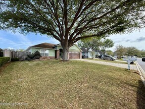 2927 Waters View Cir in Orange Park, FL - Building Photo - Building Photo