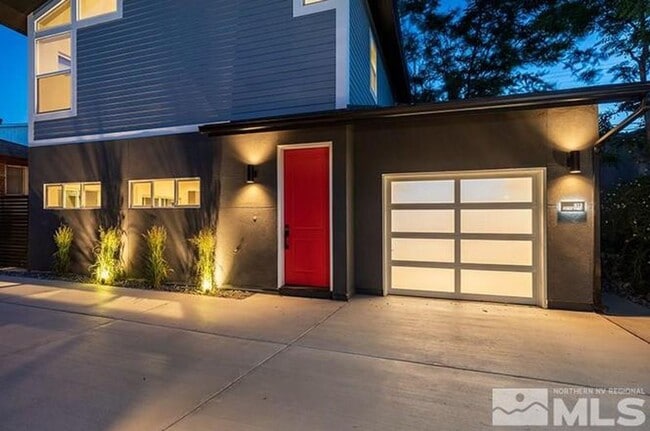 809 Forest St in Reno, NV - Building Photo - Building Photo