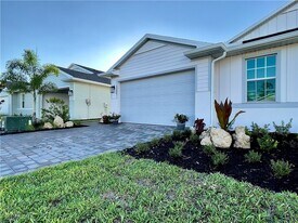 43669 Sparrow Dr in Punta Gorda, FL - Building Photo