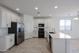 28440 N 132nd Dr in Peoria, AZ - Building Photo - Building Photo