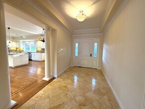 667 Oakwood Ct in Los Altos, CA - Building Photo - Building Photo