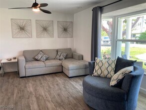 3131 Calusa Ave in Naples, FL - Building Photo - Building Photo