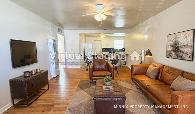 property at 2115 S Loop 289