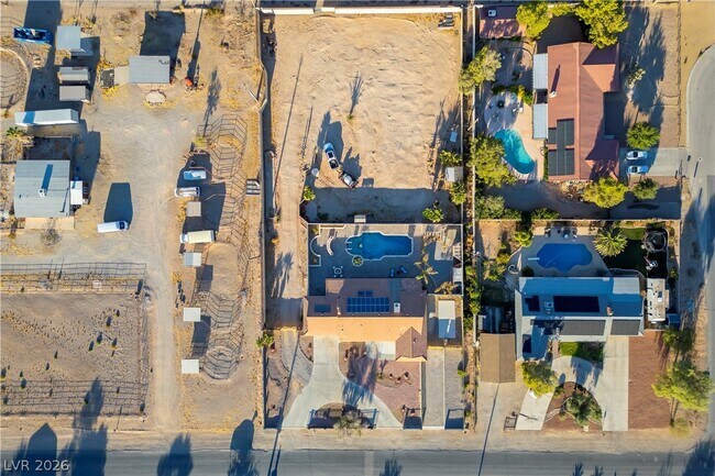 property at 7435 S Rogers St