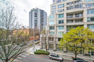 210 Wall St-Unit -FL3-ID334 in Seattle, WA - Building Photo - Building Photo