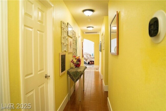3436 N Tenaya Wy in Las Vegas, NV - Building Photo - Building Photo