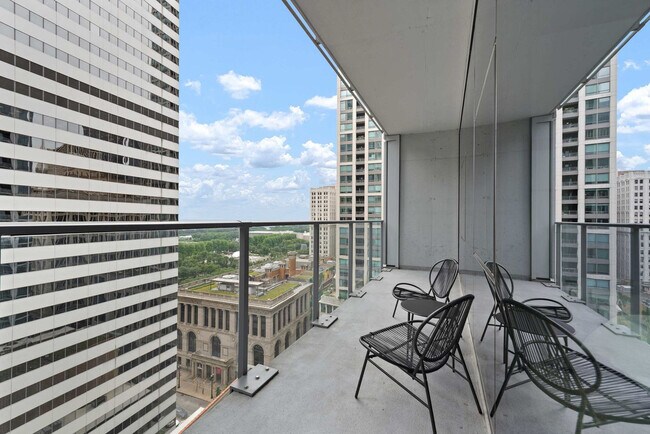60 E Randolph St in Chicago, IL - Building Photo - Building Photo