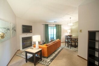 522 Riddle Rd in Cincinnati, OH - Building Photo - Building Photo