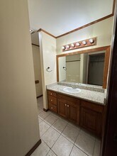 8250 Governor Dr in Baton Rouge, LA - Building Photo - Building Photo