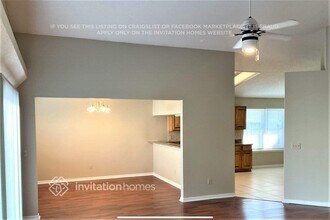 8488 Branchwater Dr in Jacksonville, FL - Building Photo - Building Photo