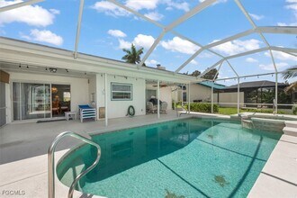 3418 SE 19th Ave in Cape Coral, FL - Building Photo - Building Photo