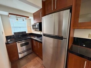 6570 Louis Xiv St in New Orleans, LA - Foto de edificio - Building Photo