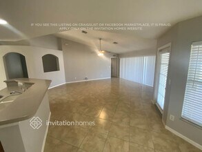 2300 NW 11th Pl in Cape Coral, FL - Building Photo - Building Photo