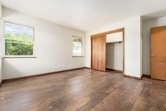 59 N Ashburton Rd in Columbus, OH - Foto de edificio - Building Photo