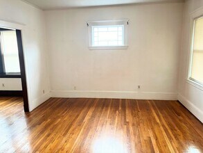 33 Adams St in Watertown, MA - Building Photo - Building Photo