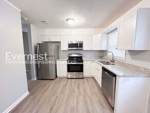 5267 Joan of Arc Pl in Atlanta, GA - Building Photo - Building Photo