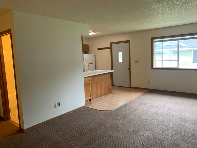 722 Menomonie St in Eau Claire, WI - Building Photo - Building Photo