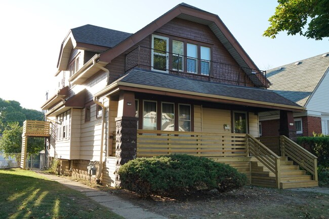 property at 3621 N 15th St