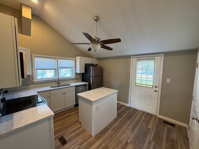 1029 Woodside Blvd in Middletown, OH - Building Photo - Building Photo