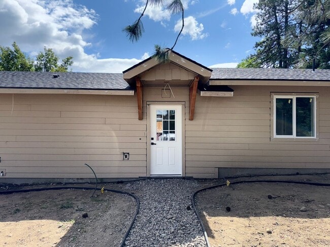 property at 300 N 2nd St