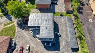 Chateau Le Grand in Lansing, MI - Building Photo - Primary Photo