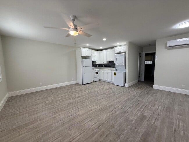 248 Wenonah Pl in West Palm Beach, FL - Foto de edificio - Building Photo