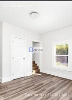 42 S Mathison St in Dayton, OH - Building Photo