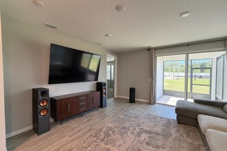 7095 Mahogany Run Dr in Jacksonville, FL - Building Photo - Building Photo