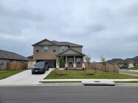 100 Red Buckeye St in Hutto, TX - Building Photo