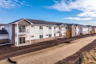 Lightning Drive Apartments in Appleton, WI - Building Photo - Building Photo