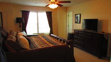 720 Oaktree Blvd in Christiansburg, VA - Building Photo - Building Photo